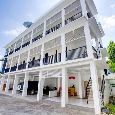 Oyo 3279 Joy Residence サマリンダ エクステリア 写真